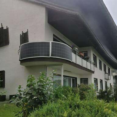 Kraftwerk Flexibel mit Mikrowechselrichter 310W - 1.800W (Anschl. vorne)