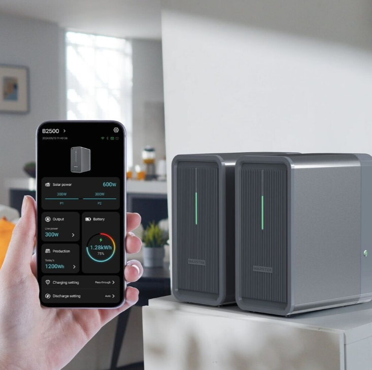 Marstek Balkonkraftwerk mit 910 Watt PV-Leistung + 2240 Wh Speicher inkl. Marstek 800W Mikrowechselrichter