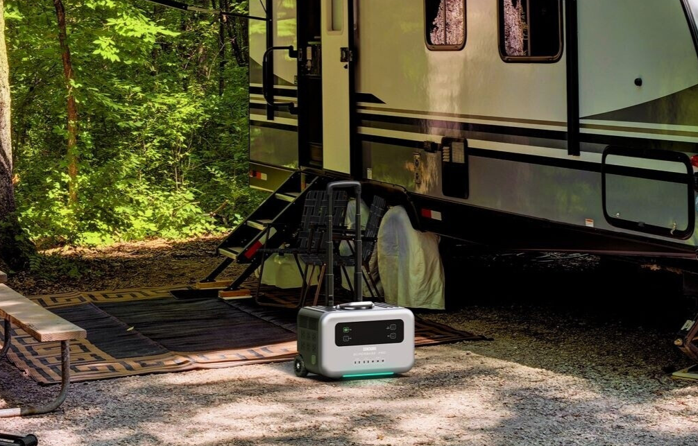 Zendure SuperBase Pro 1500 2000W / 1,44 kWh + Staubschutztasche