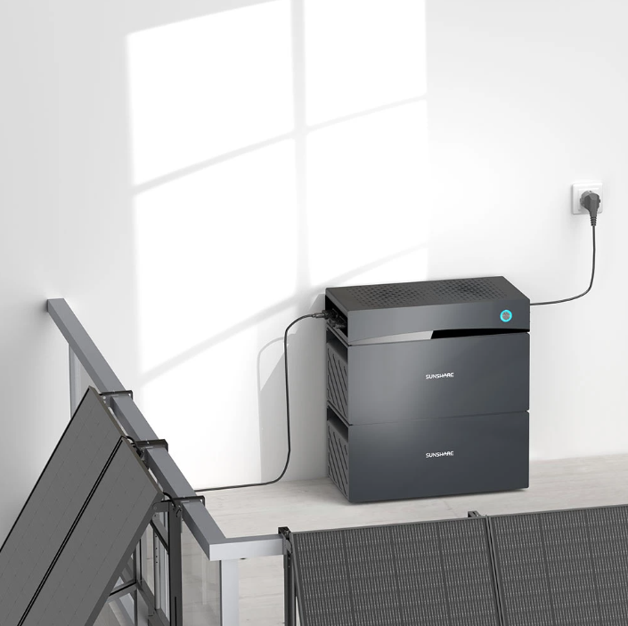 Sunshare Glory Semi-Solid Balkonkraftwerk-Speicher inkl. Wechselrichter mit 4x Batteriemodul | 6,08 kWh